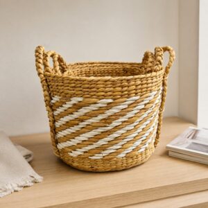 Set of 3 Round Water Hyacinth Basket with Handles-01 Round Water Hyacinth Basket with Handles